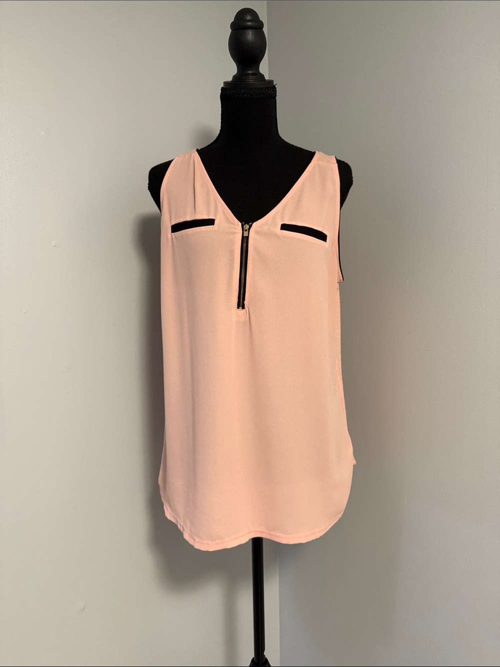Express Blush Pink Sleeveless Zip-Front Camisole with Black Trim